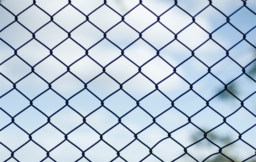 Variable mesh size